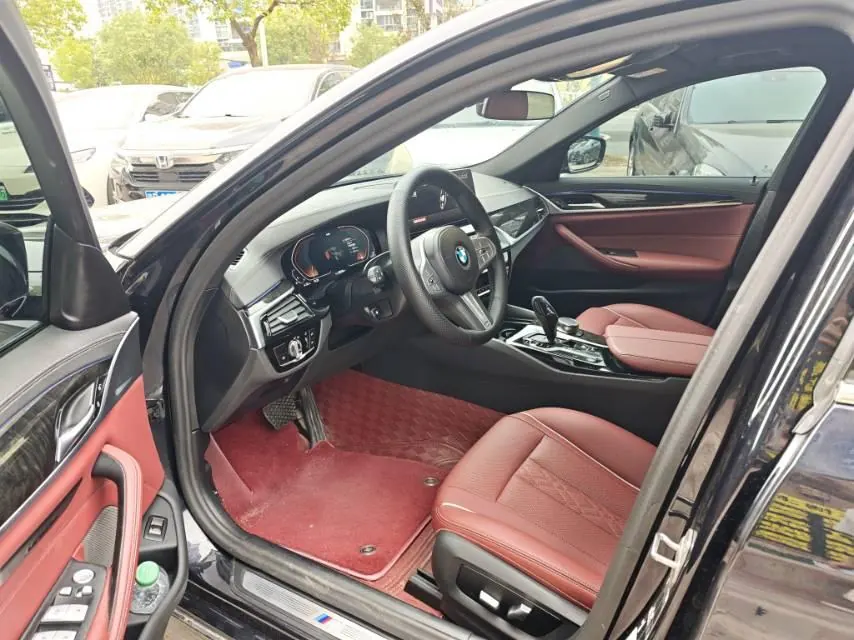 BMW 5 Series 2022 525Li 2.0T M Sports Suit (Change 2) Automatic Gear 2