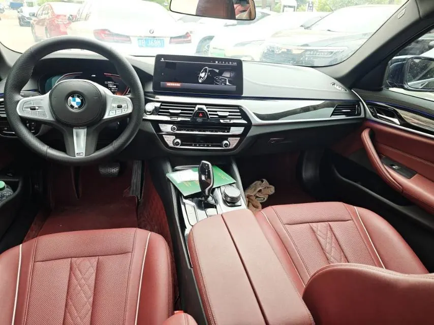 BMW 5 Series 2022 525Li 2.0T M Sports Suit (Change 2) Automatic Gear 3