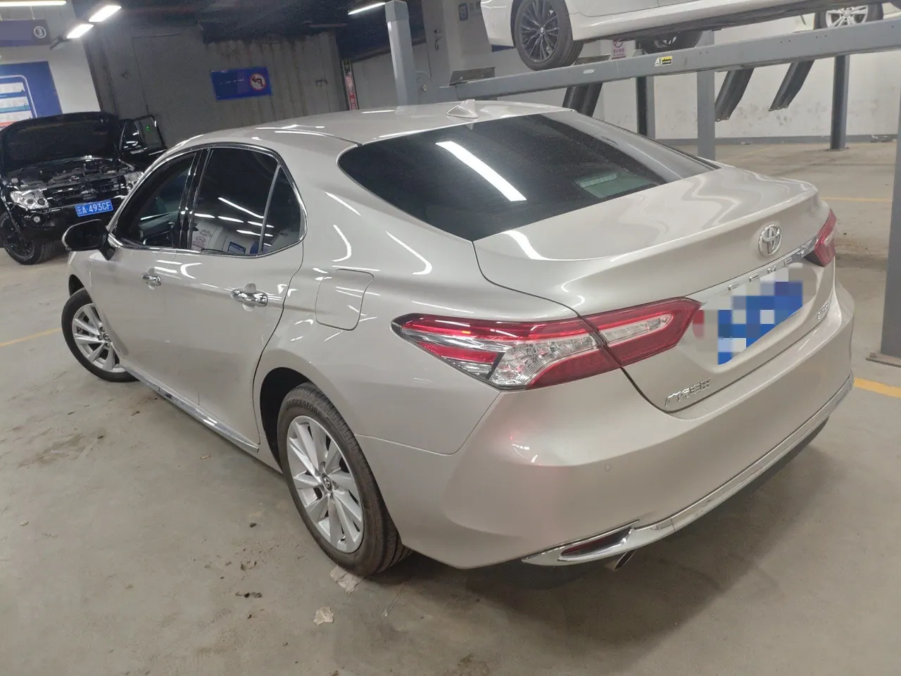 Toyota 2023 Camry 2.0G Stepless Deluxe Edition Automatic Gear 5