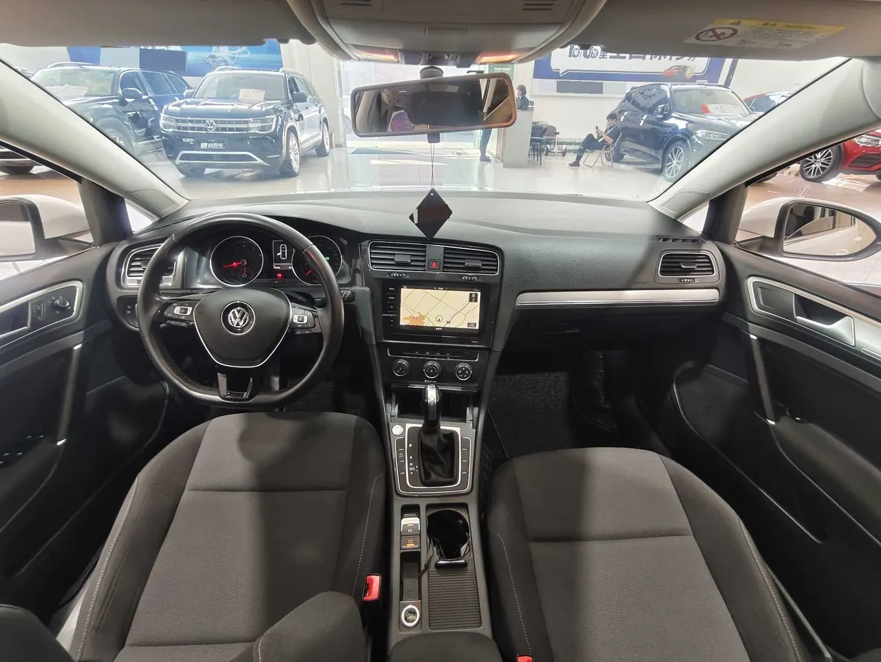 Volkswagen 2020 Golf 7 1.2TSI 200TSI Beloved Edition Comfortable Enterprising Edition Automatic 4