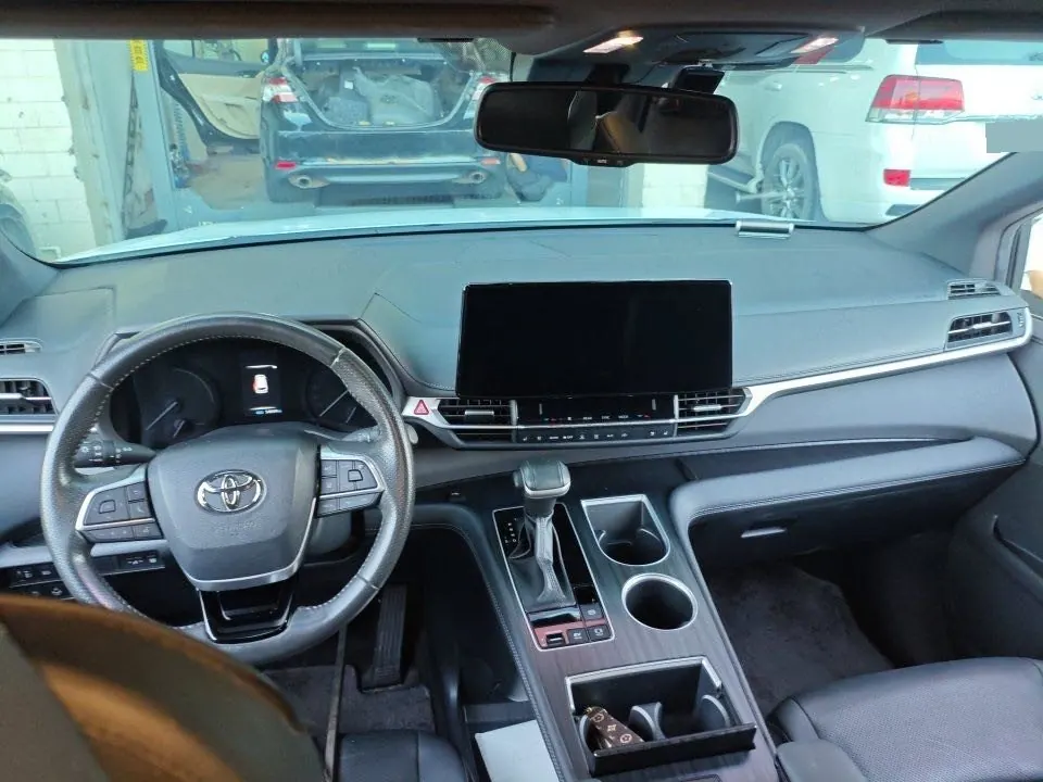 Toyota 2021 Sai 2.5 Stepless Premium Edition Automatic Gear - View 1