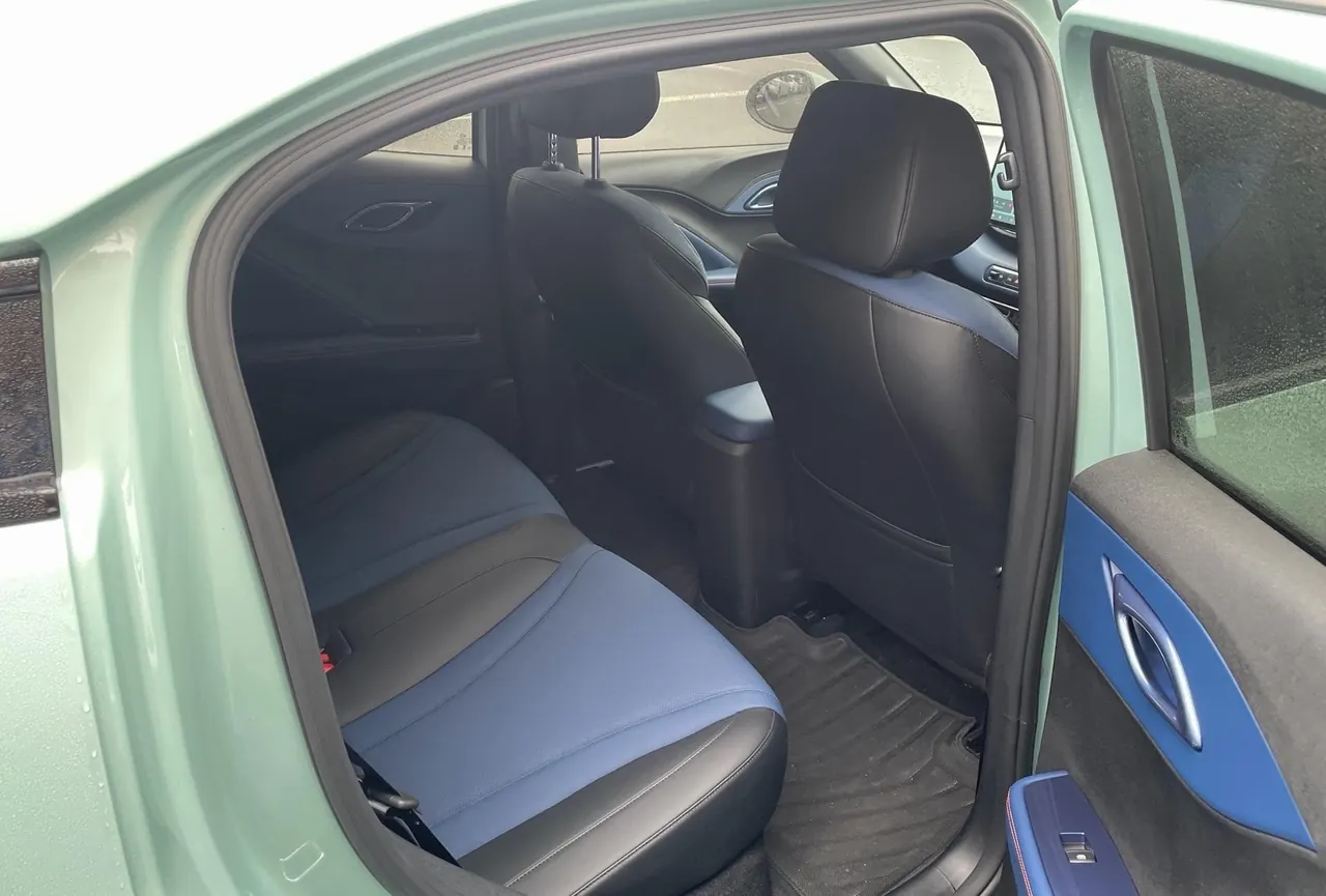 BYD 2025 Seagull Smart Driving Edition 405km Flying Edition Automatic Gear 6