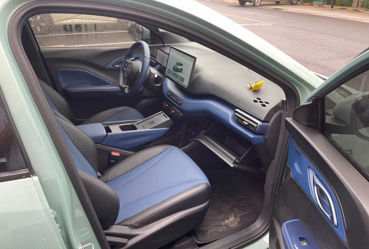 BYD 2025 Seagull Smart Driving Edition 405km Flying Edition Automatic Gear 7