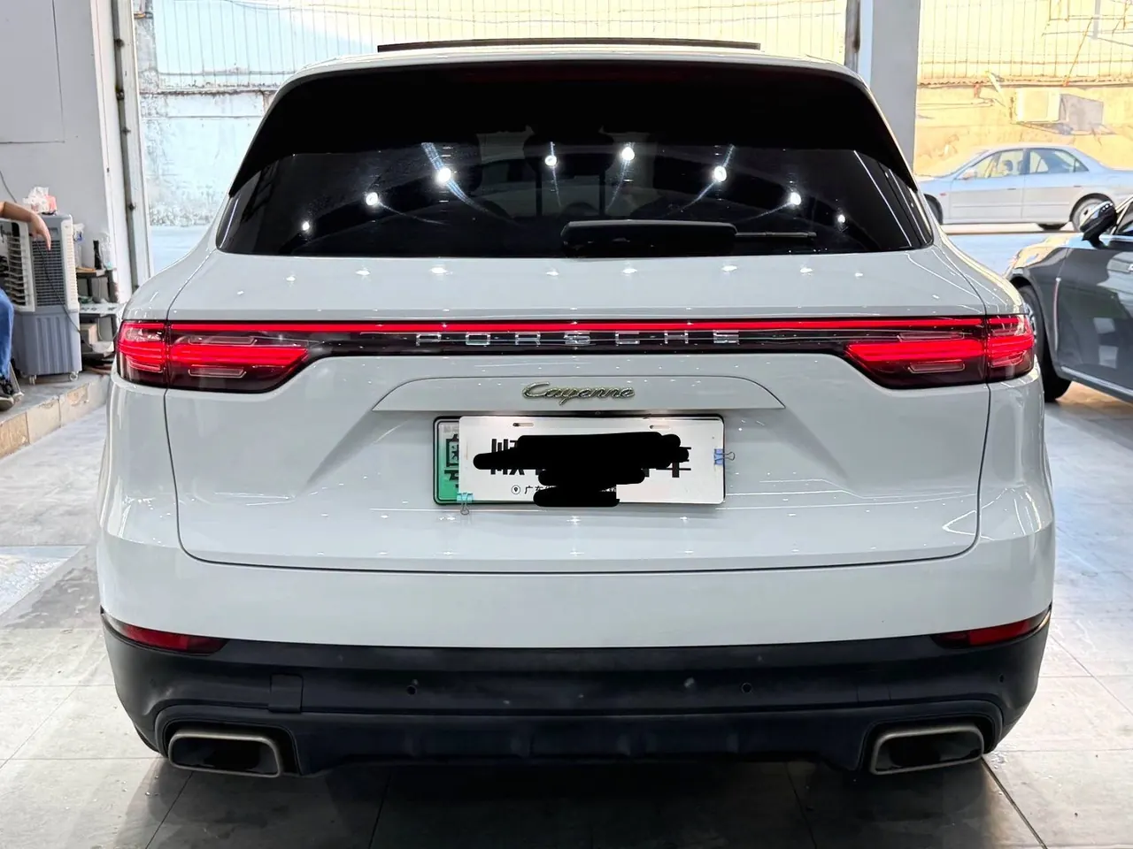 Porsche Cayenne New Energy (Imported) 2021 Cayenne Oil and Electric Hybrid 2.0T Automatic Gear 4