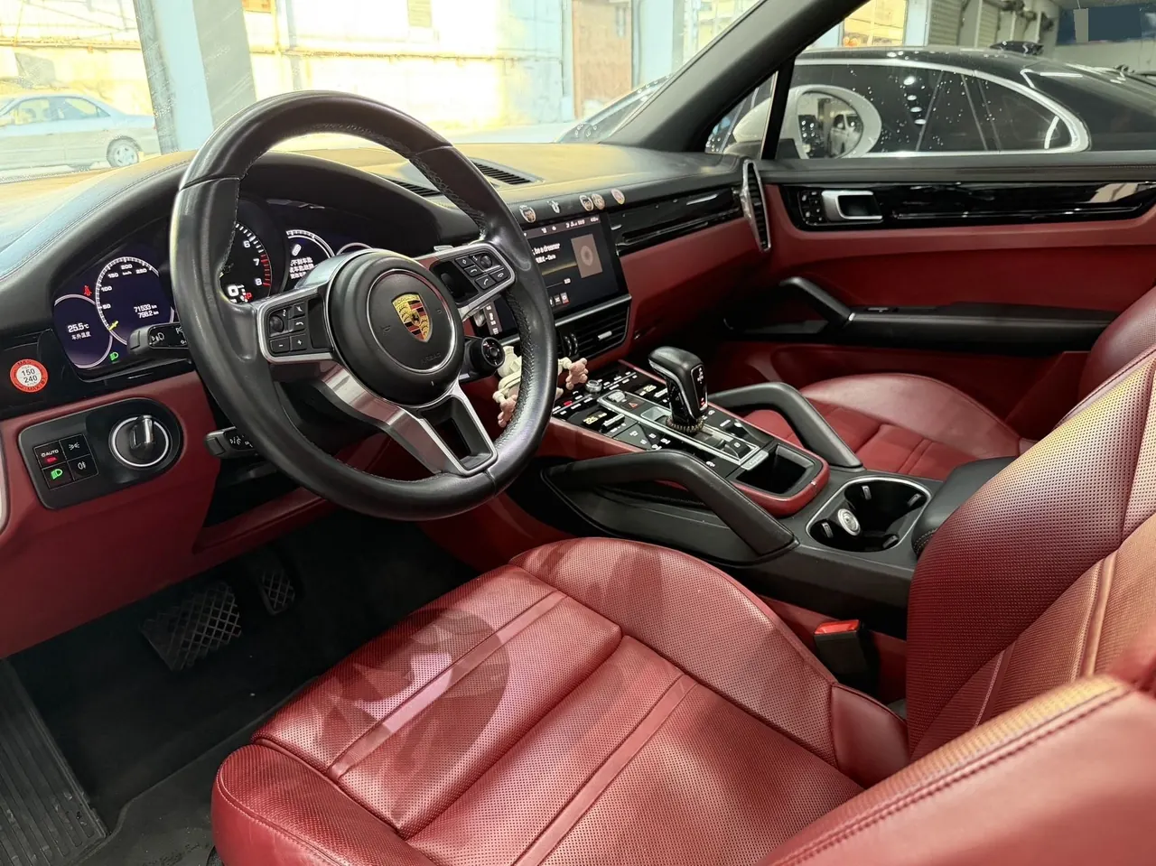 Porsche Cayenne New Energy (Imported) 2021 Cayenne Oil and Electric Hybrid 2.0T Automatic Gear 7