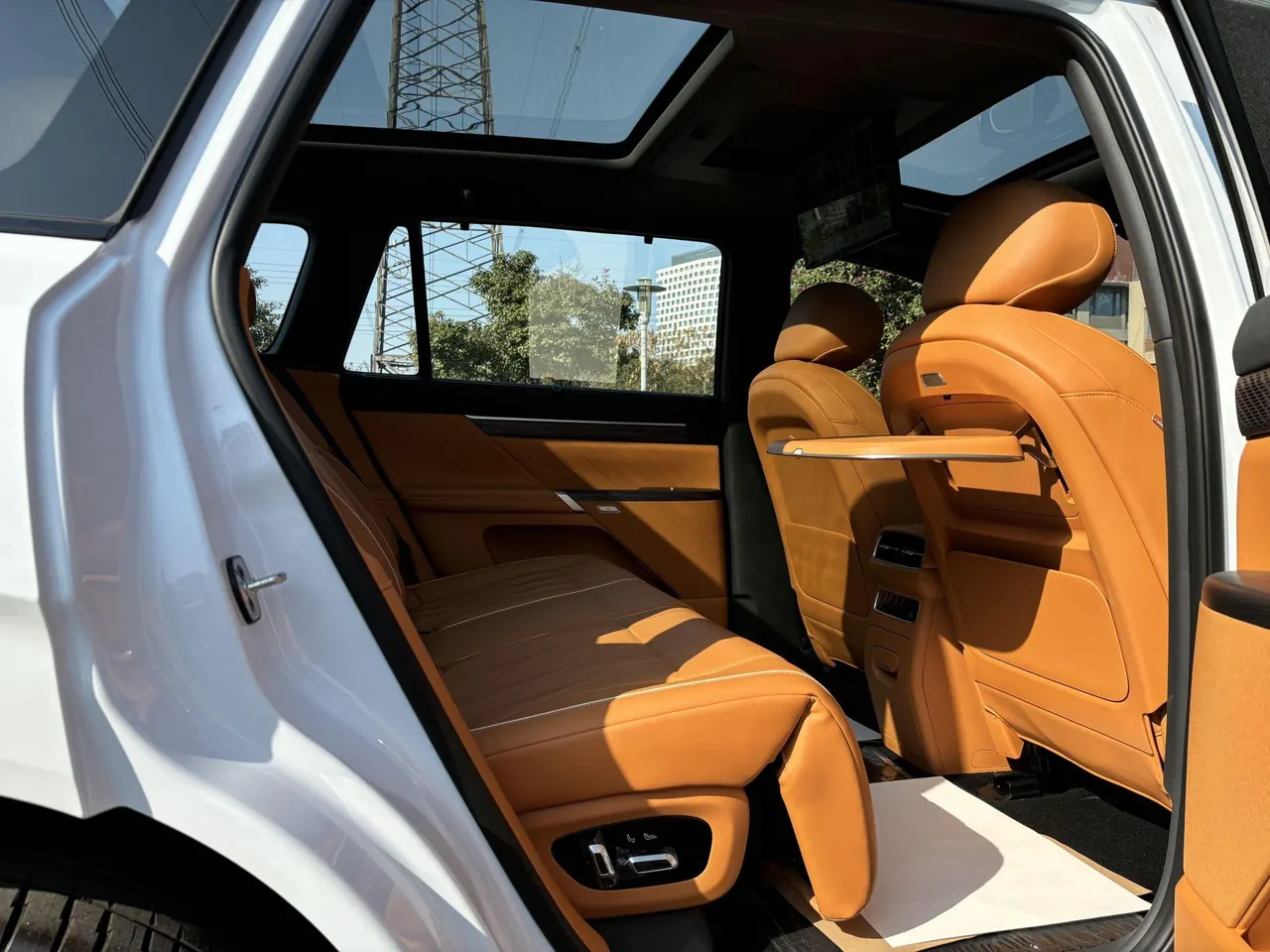 Yi Pai 2025 e π 008 210Ultra such as Yi Edition 5-seat automatic gear 10