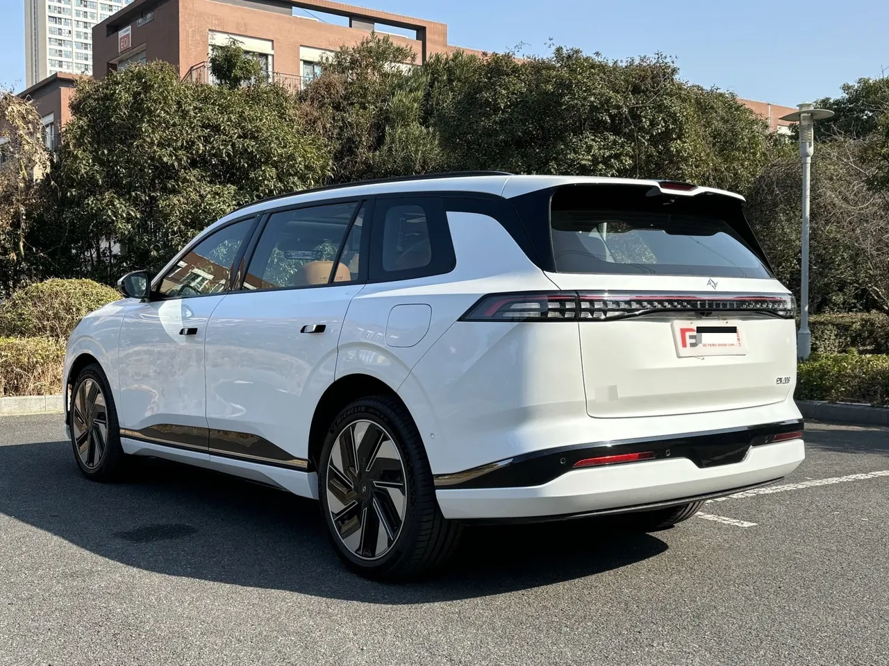 Yi Pai 2025 e π 008 210Ultra such as Yi Edition 5-seat automatic gear 4
