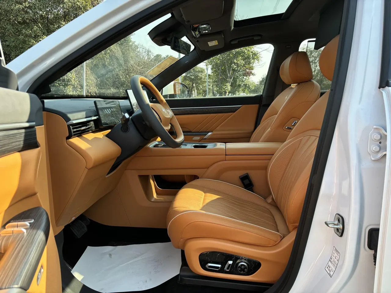 Yi Pai 2025 e π 008 210Ultra such as Yi Edition 5-seat automatic gear 8