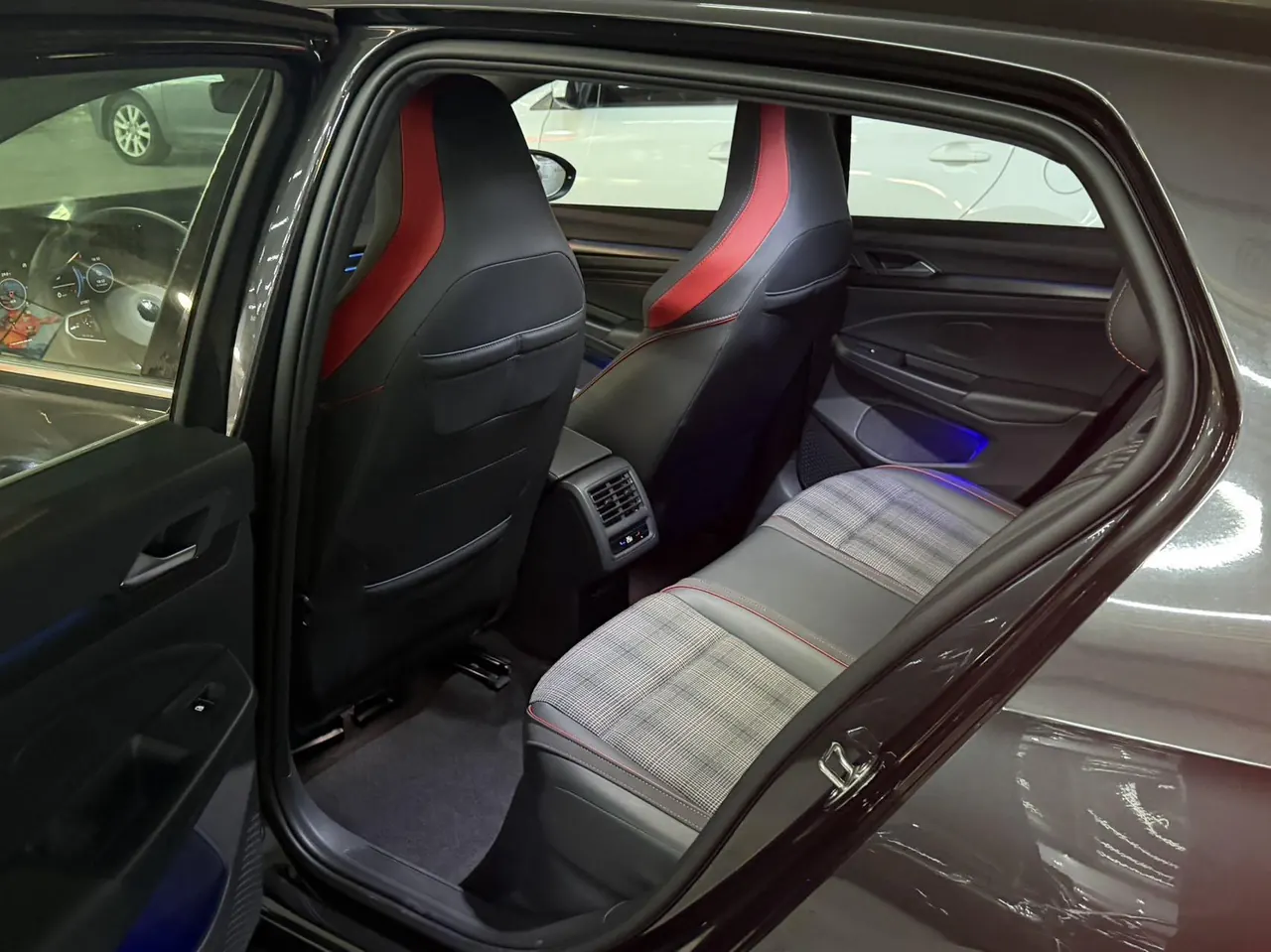 Volkswagen 2021 Golf GTI 2.0TSI Automatic 5