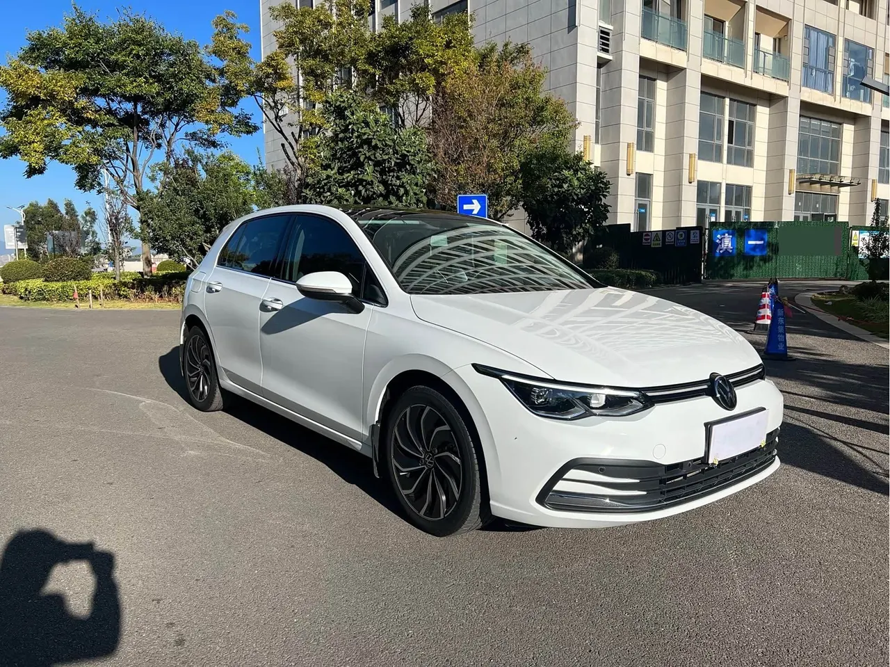 Volkswagen 2021 Golf 8 PRO 1.4TSI 280TSI Automatic 3