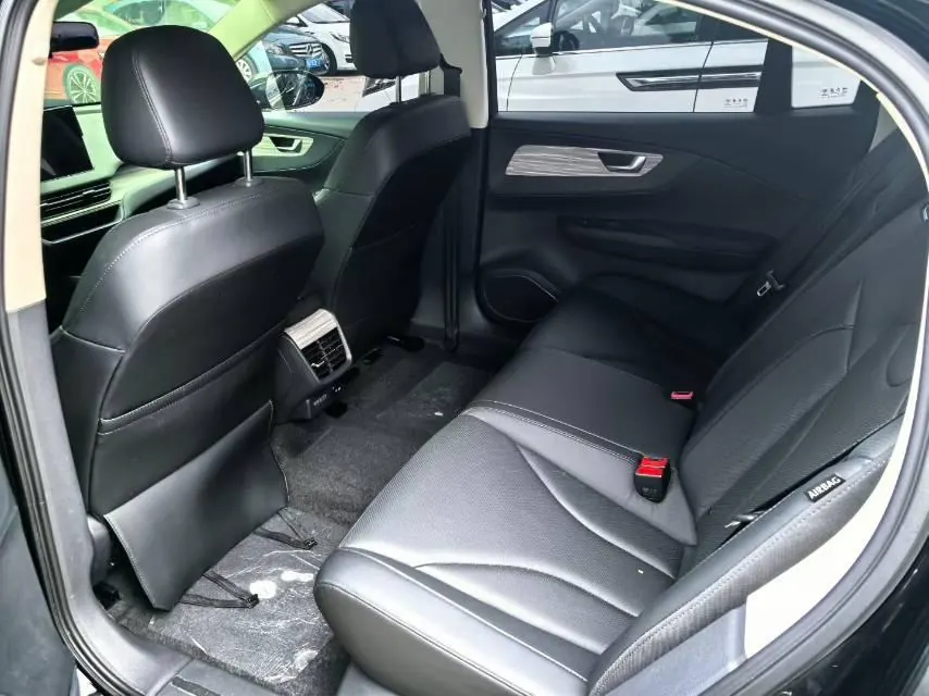 HongQi 2023 E-QM5 E-QM5 PLUS automatic gear 4