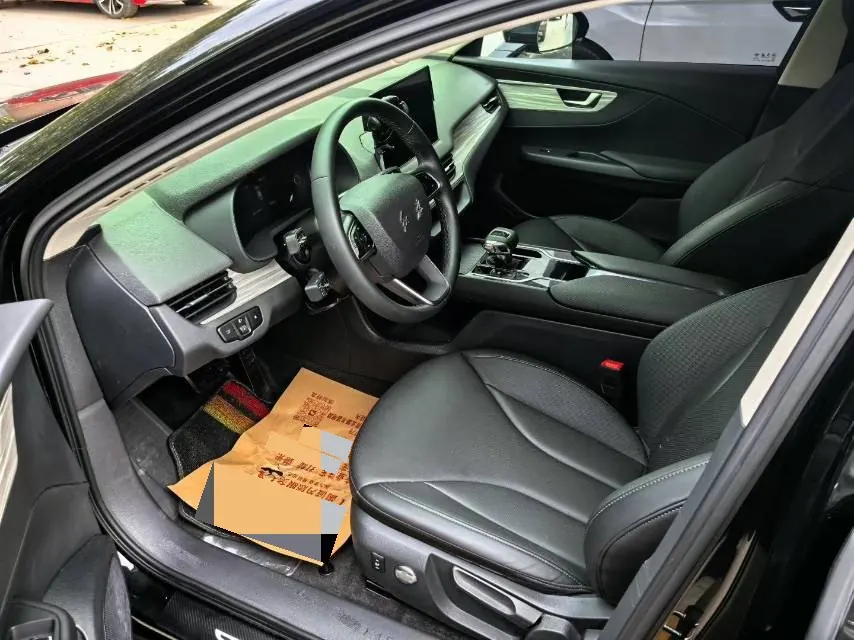 HongQi 2023 E-QM5 E-QM5 PLUS automatic gear 5