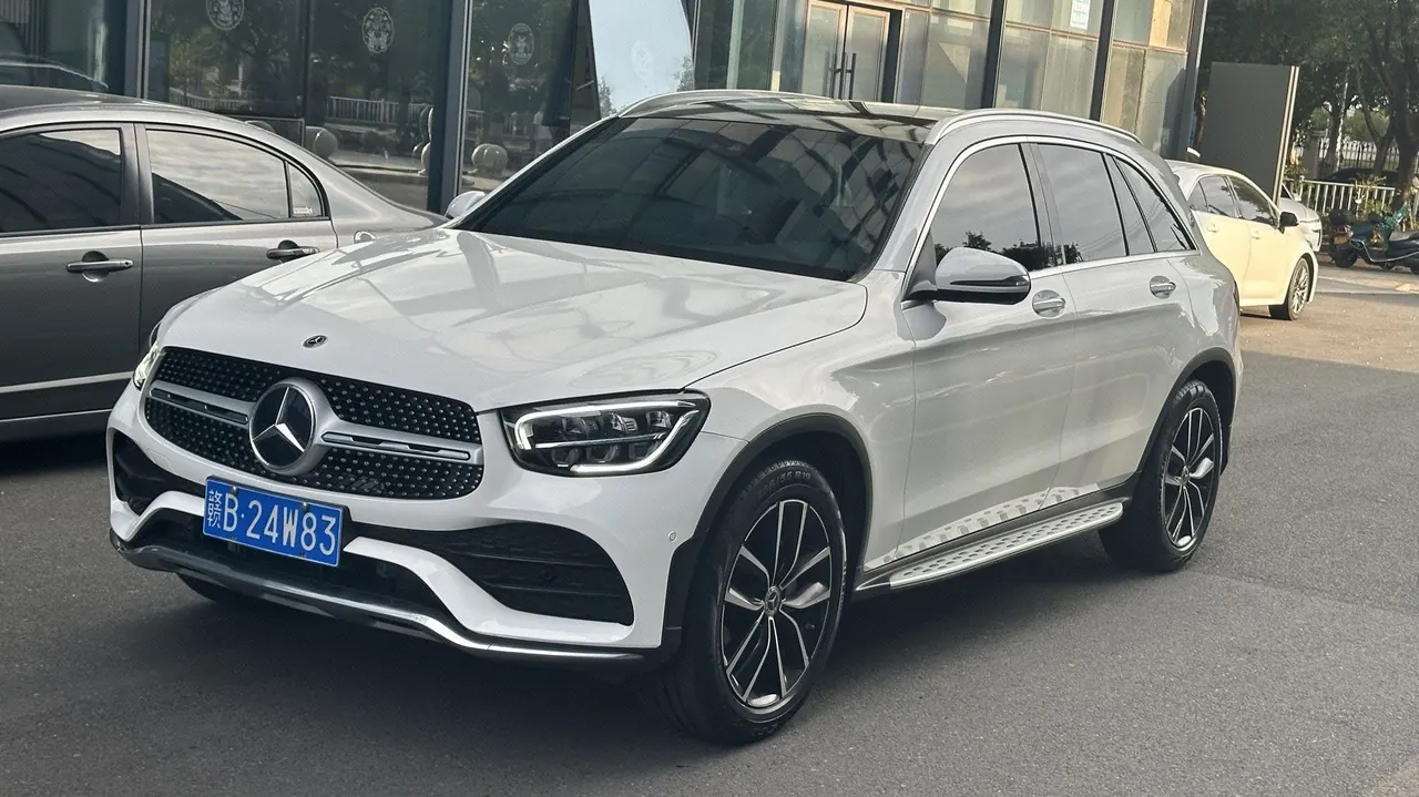 Mercedes Benz 2021 GLC 300 L 4MATIC 2.0T Luxury Automatic - View 1