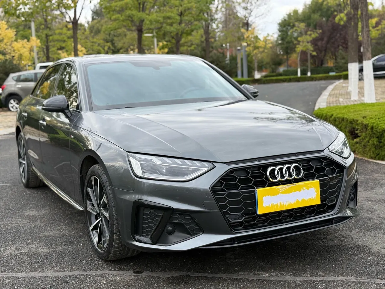Audi 2023 A4L 2.0TFSI 40TFSI Deluxe Dynamic Automatic 3