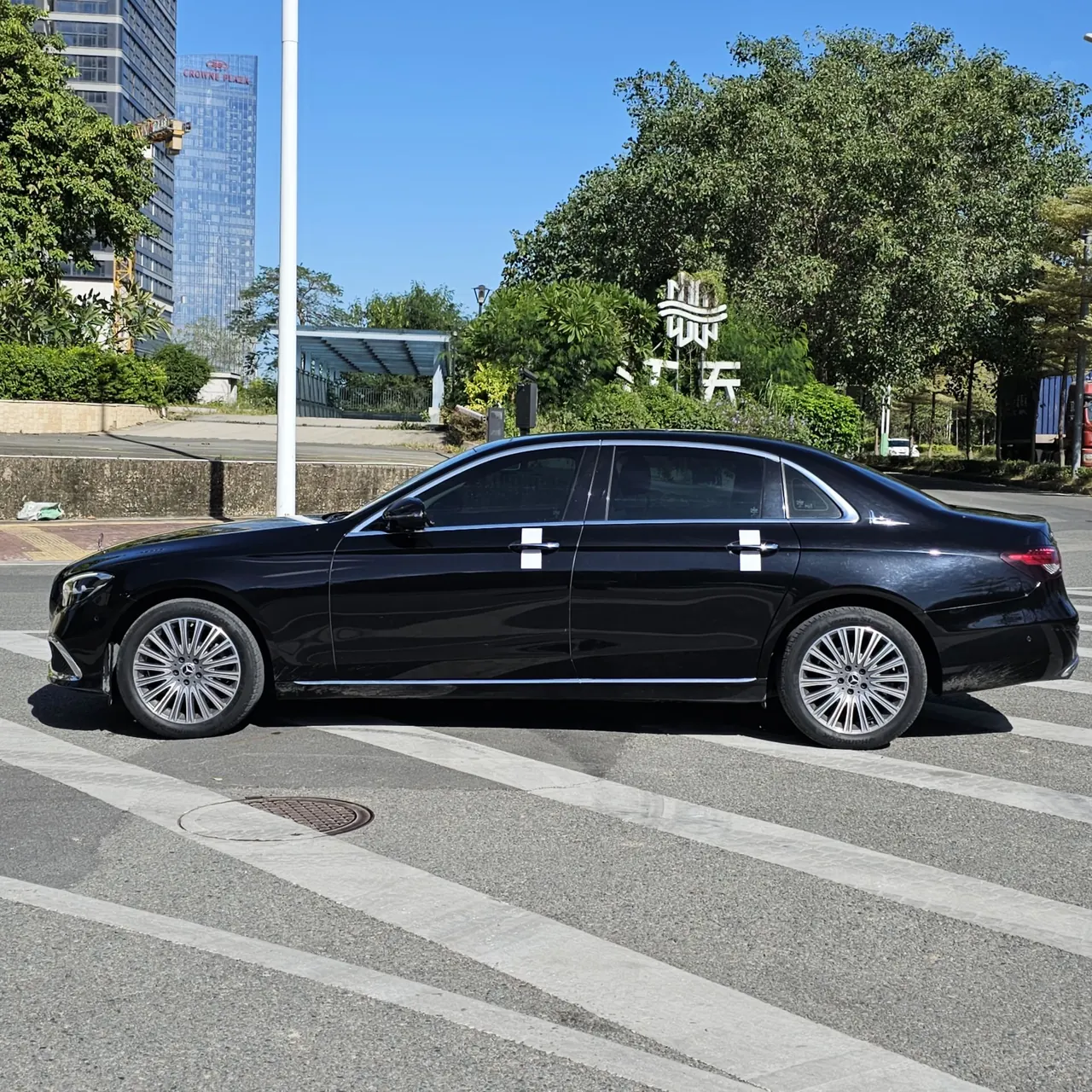Mercedes Benz E Class 2021 E 300 L 2.0T Luxury Automatic Gear 8