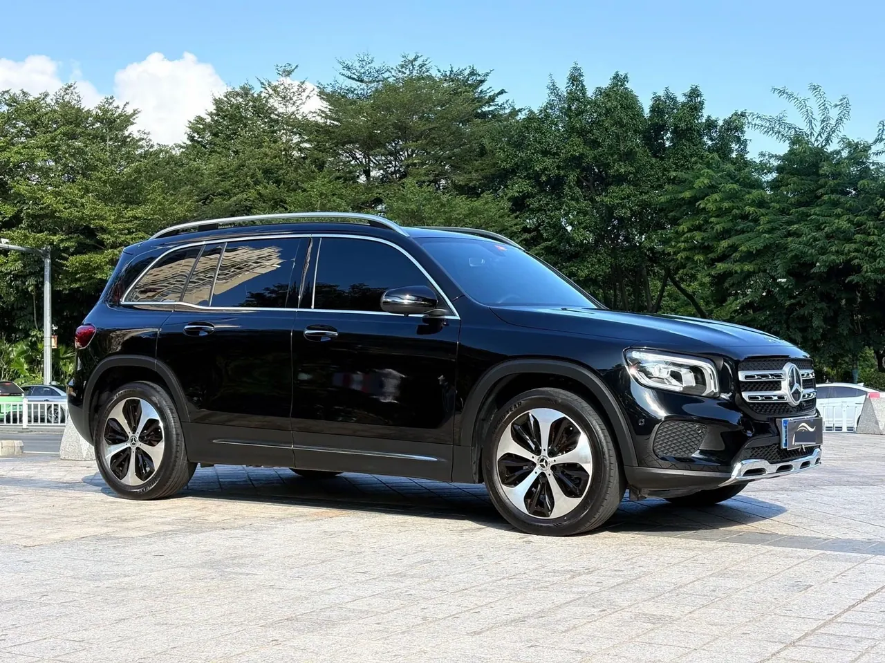 Mercedes Benz 2021 GLB 200 1.3T Fashion Automatic 3
