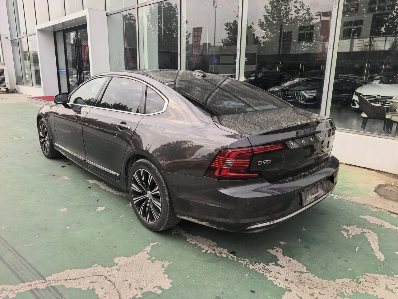 Volvo 2021 S90 48V 2.0T B5 Zhiyi Deluxe Edition Automatic Gear 3