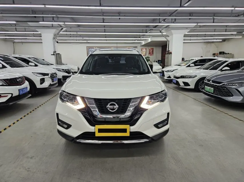 Nissan 2021 Qijun 2.0 stepless XL Premium two-wheel drive Zhilian exclusive version of automatic gear 2
