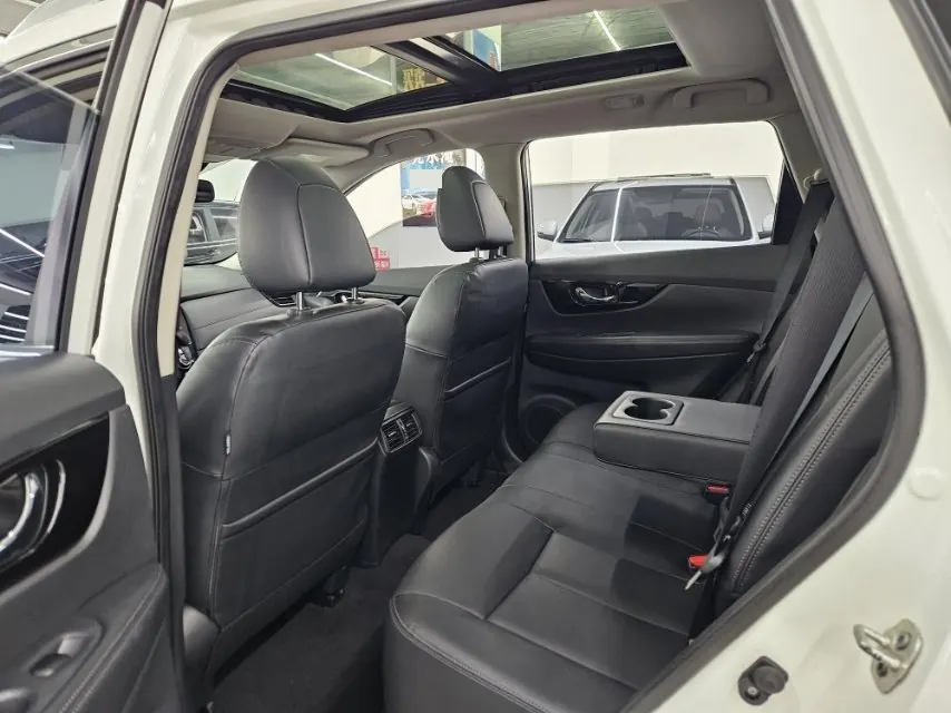 Nissan 2021 Qijun 2.0 stepless XL Premium two-wheel drive Zhilian exclusive version of automatic gear 7