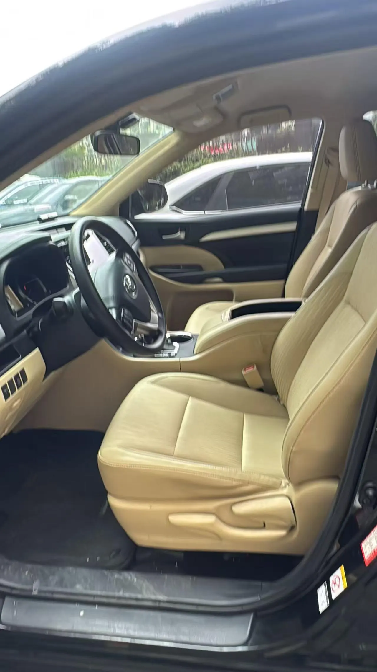 Toyota 2021 Highlander 2.0T Two-Drive Elite Edition 5-seat Automatic Gear 3
