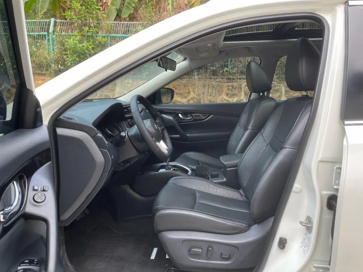 Nissan 2021 Qijun 2.0 Stepless XL ITS Two-Drive Smart Union Comfort Edition Automatic Gear 3