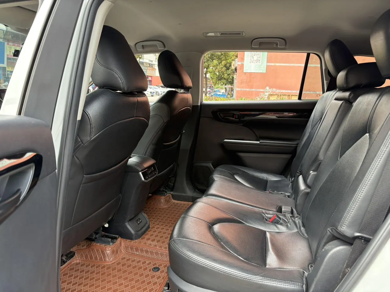 Toyota 2022 Highlander Dual Engine 2.5 Stepless Four-wheel Drive Elite Edition 7-seat Automatic Transmission 8