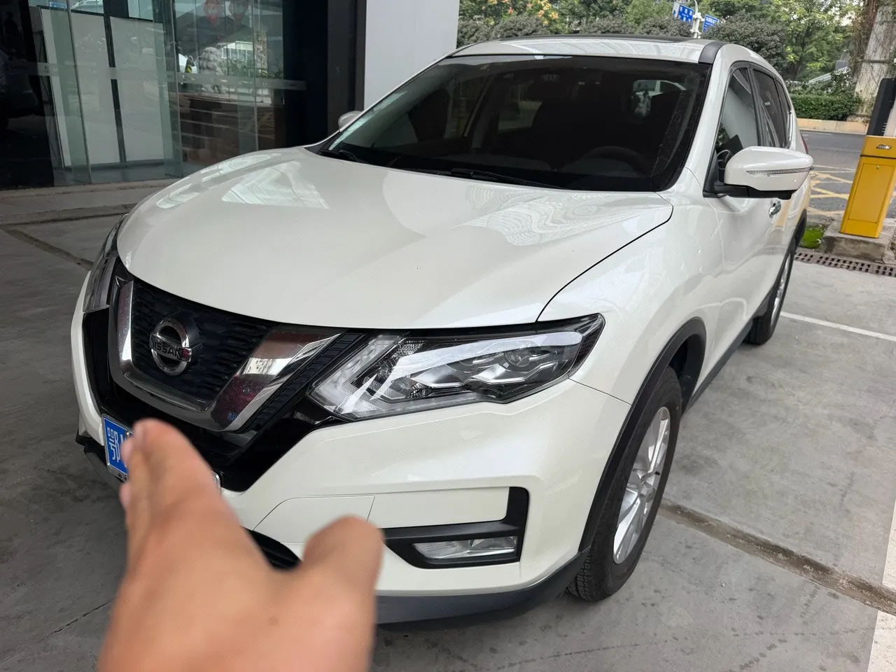 Nissan 2023 Qijun Classic 2.0 Stepless Two-Drive Intelligent Joint Premium Edition Automatic Gear - View 1