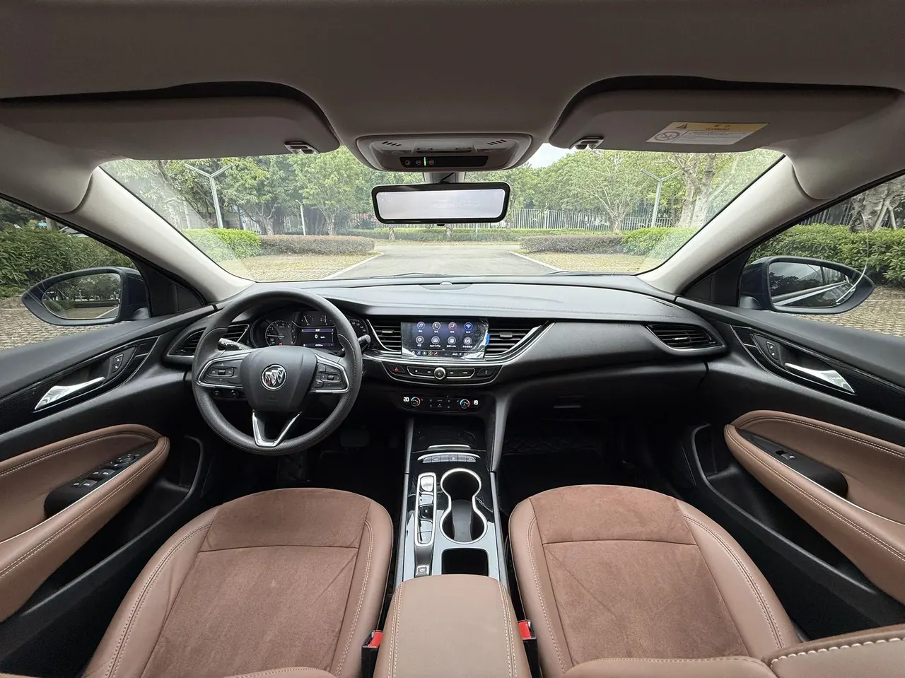 Buick 2020 Regal 1.5T 552T Luxury Automatic Gear 7