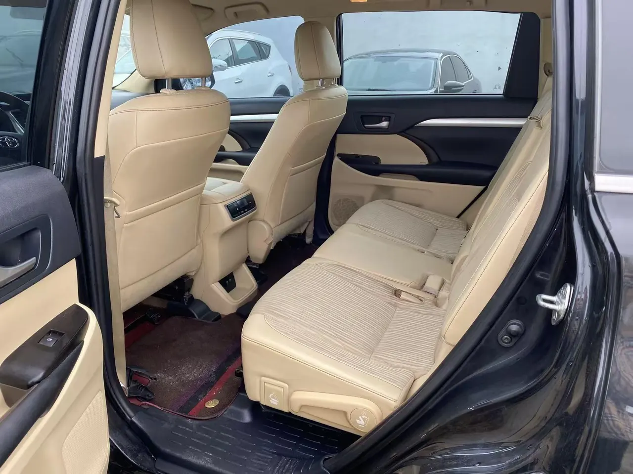 Toyota 2021 Highlander 2.0T 4-wheel drive Elite Edition 7-seat automatic gear 7