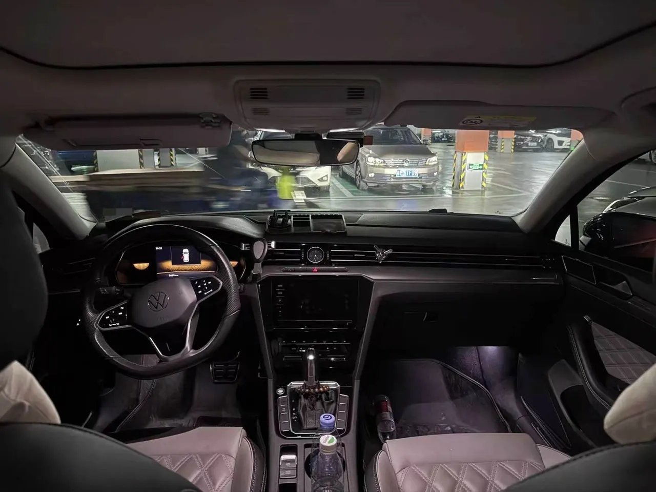 Volkswagen 2023 Magotan 2.0TSI 330TSI 2 million Commemorative Edition Leading Automatic Gear 7