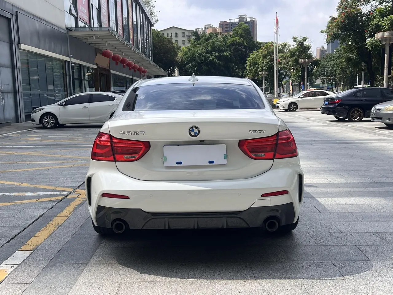 BMW 1 Series 2021 120i 1.5T M Sport Night Edition (facelift) Automatic 6