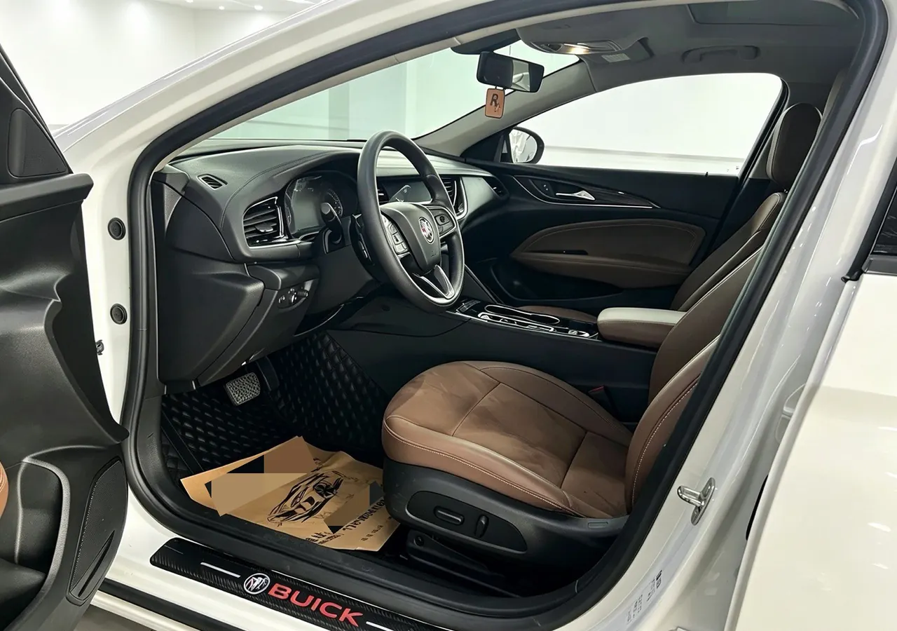 Buick 2022 Regal 1.5T 552T Smart Automatic Gear 4