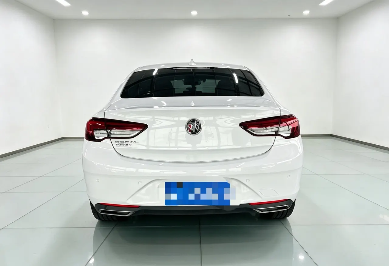 Buick 2022 Regal 1.5T 552T Smart Automatic Gear 8