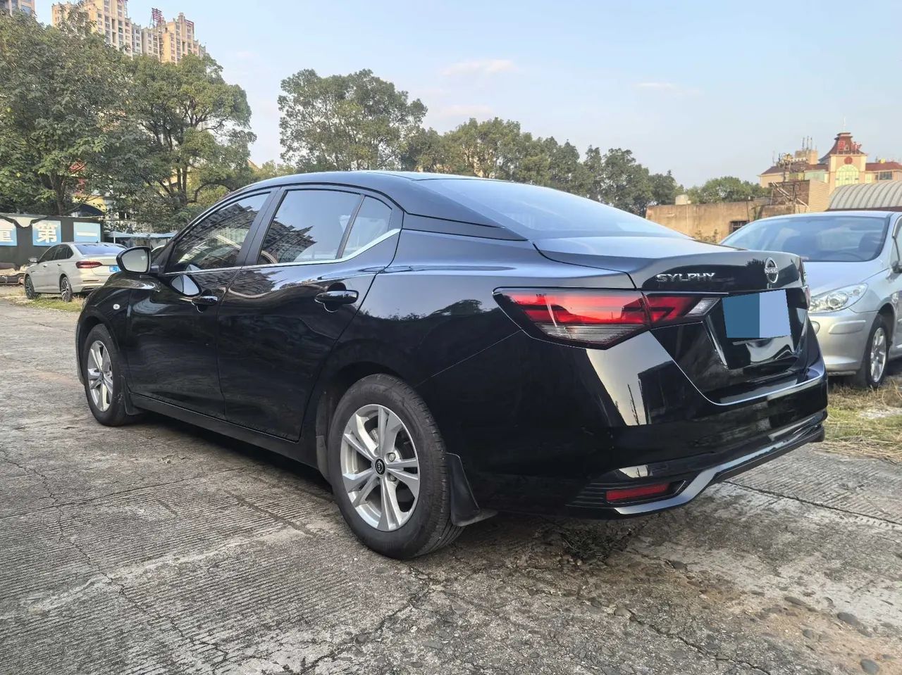 Nissan 2026 Sylphy 1.6 Stepless Pleasant Edition Automatic Gear 8