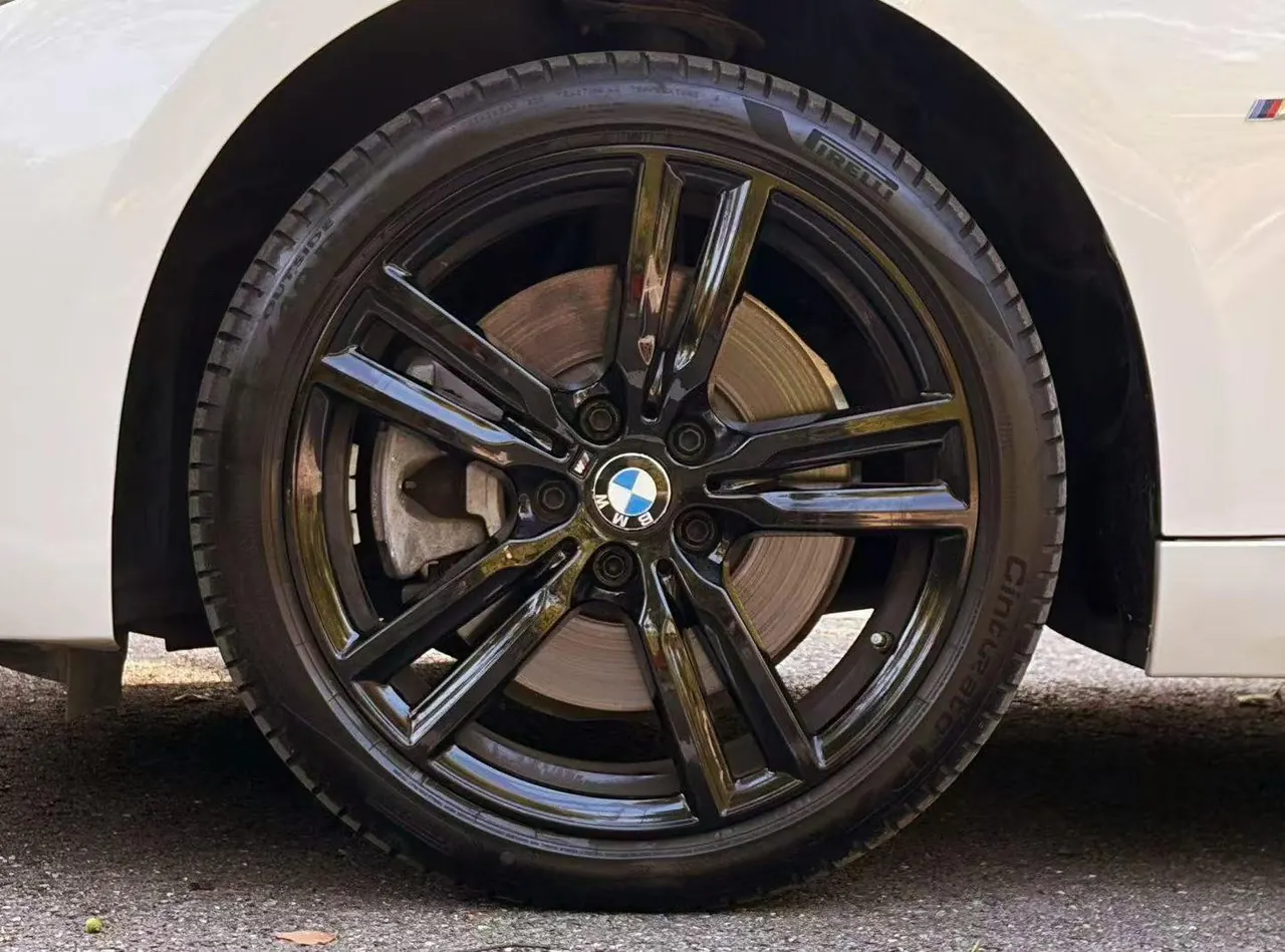 BMW 1 Series 2022 125i 2.0T M Sports Obsidian Night Edition Automatic Gear 8