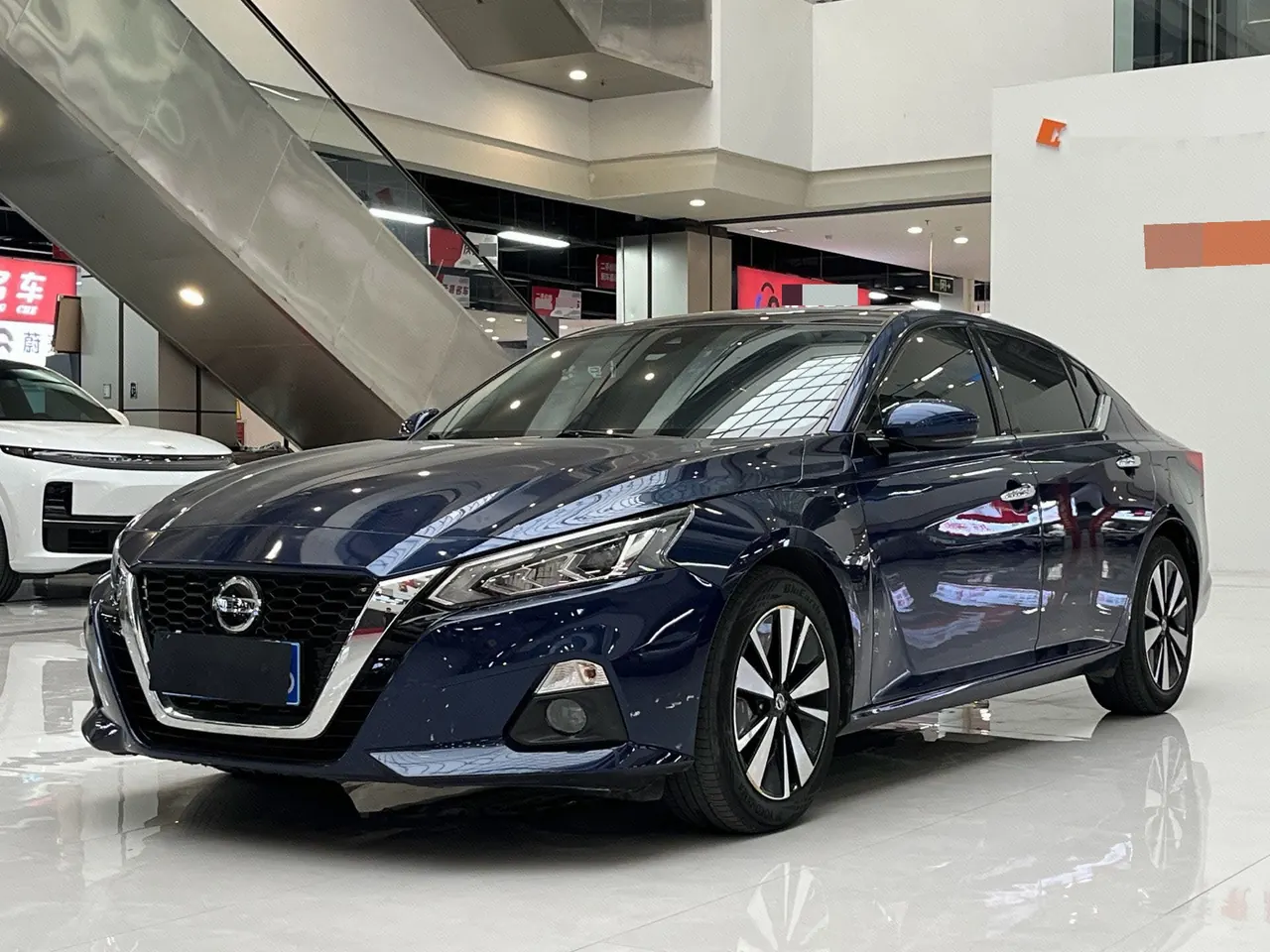 Nissan 2021 Teana 2.0 Stepless XL Upper AD1 Smart Navigation Edition Automatic Gear - View 1