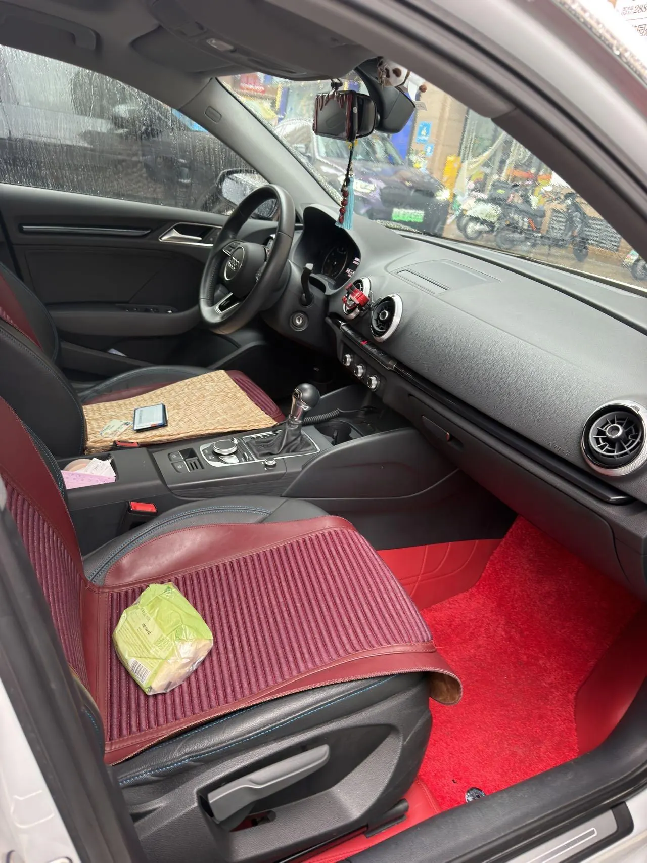 Audi 2020 A3 Sportback 1.4TFSI 35TFSI aggressive automatic gear 5