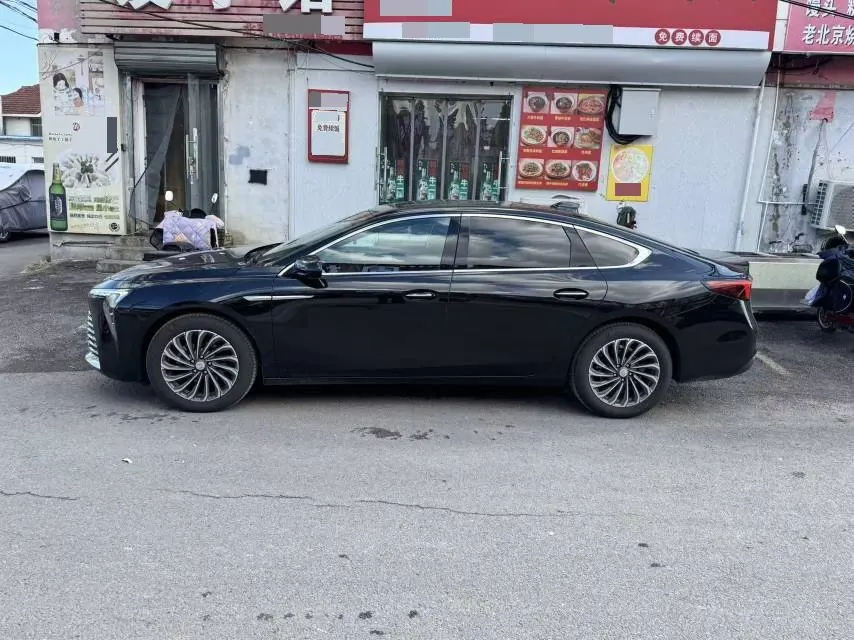 Buick 2026 LaCrosse 2.0T 28T Platinum Edition Automatic Gear 2