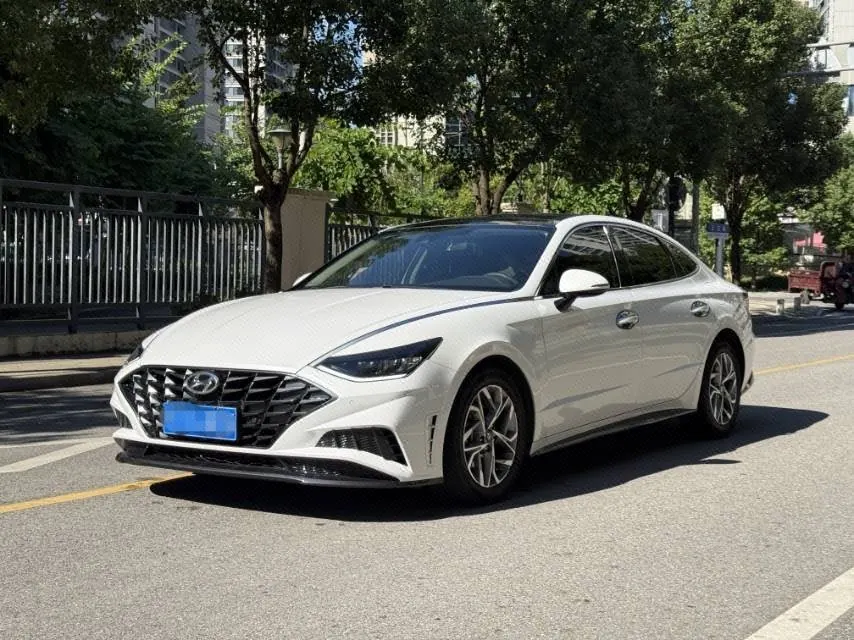 Hyundai 2020 10th Generation Sonata 1.5TGDi 270TGDi GLS Elite Edition Automatic Gear - View 1