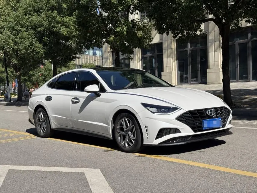 Hyundai 2020 10th Generation Sonata 1.5TGDi 270TGDi GLS Elite Edition Automatic Gear 3