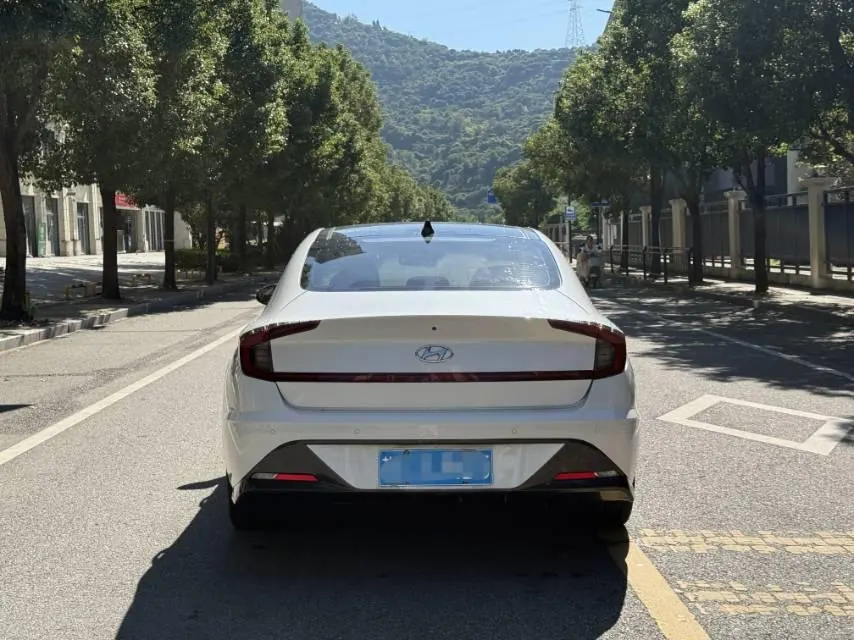 Hyundai 2020 10th Generation Sonata 1.5TGDi 270TGDi GLS Elite Edition Automatic Gear 8