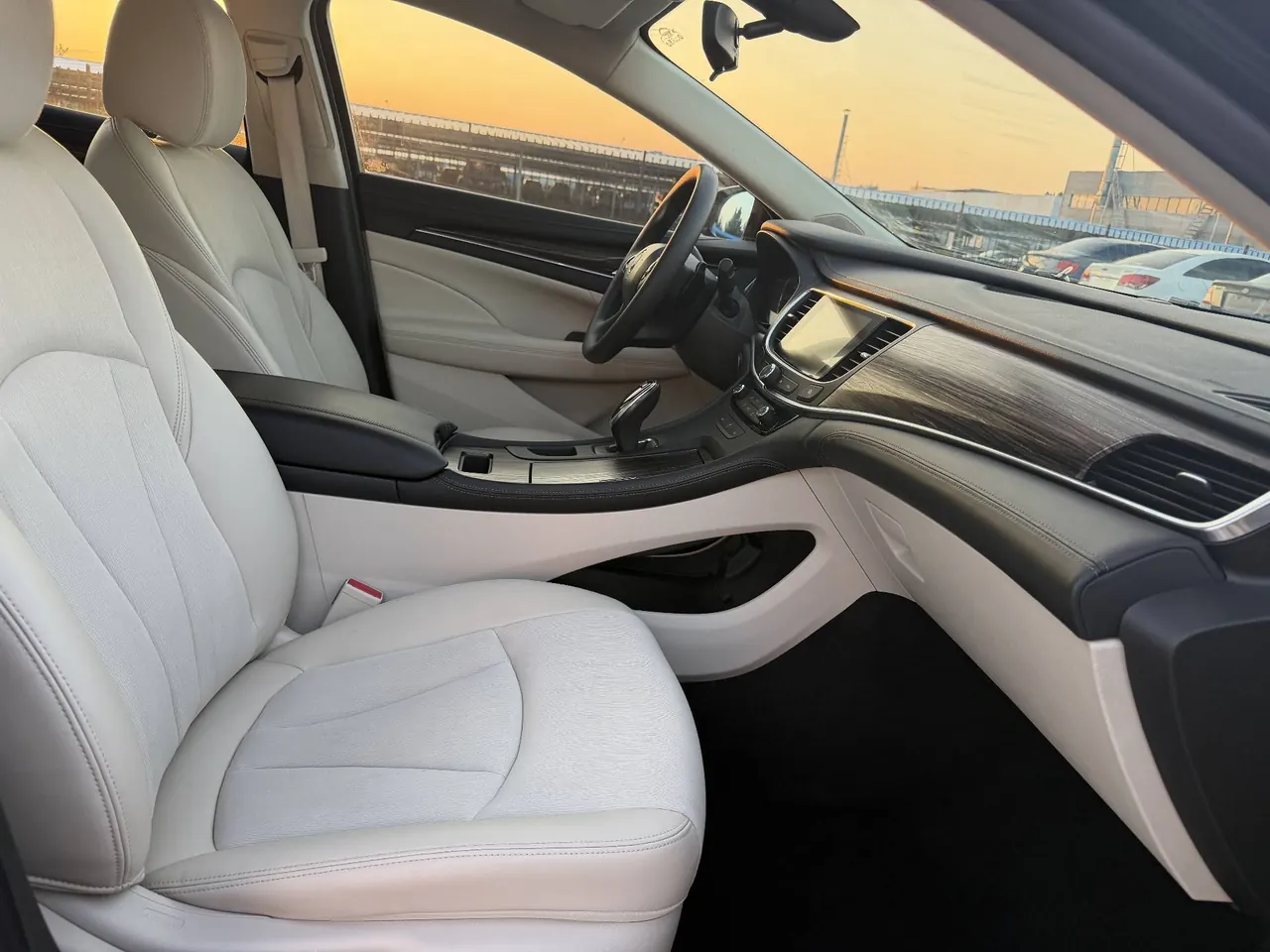 Buick 2020 LaCrosse 2.0T 652T Elite Automatic 9