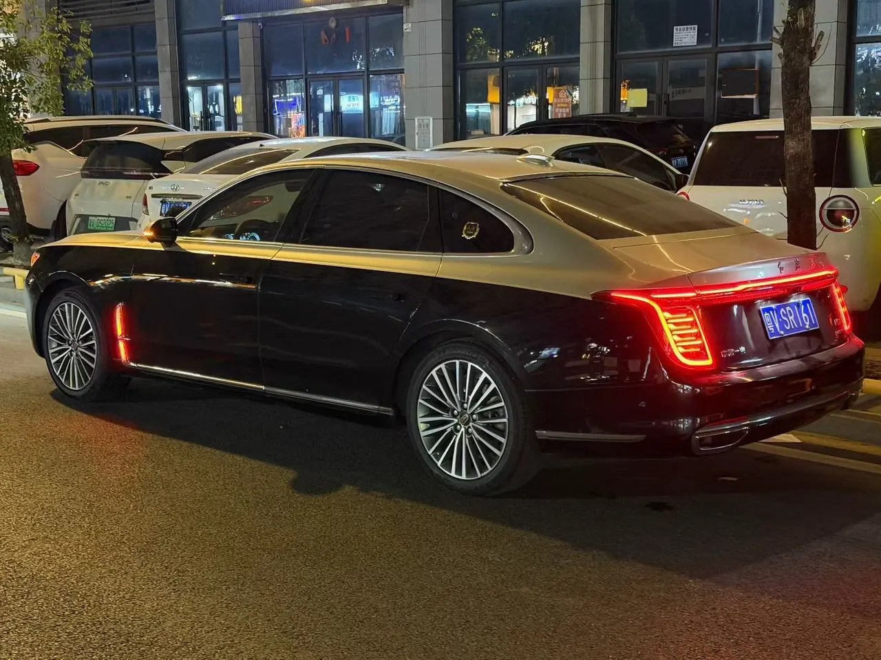 HongQi 2020 H9 3.0T Zhilian Qi Chang Edition Automatic Gear 7