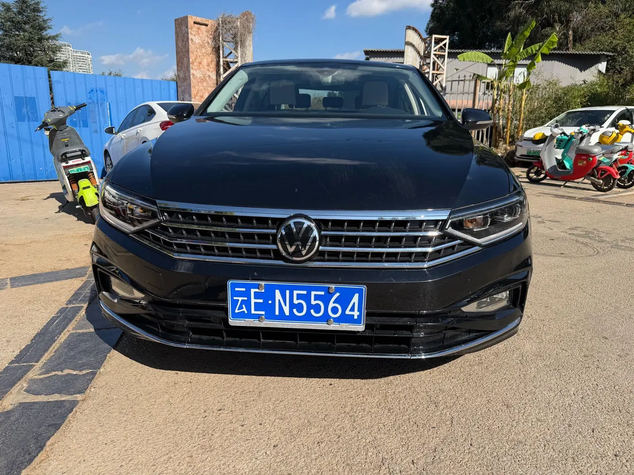 Volkswagen 2024 Magotan 2.0TSI 330TSI 2 million luxury automatic gear 2
