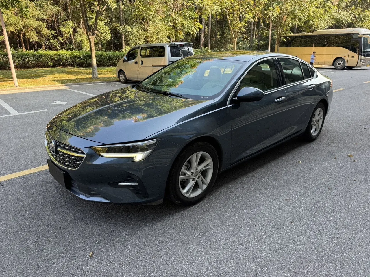 Buick 2020 Regal 1.5T 552T Elite Automatic Gear - View 1