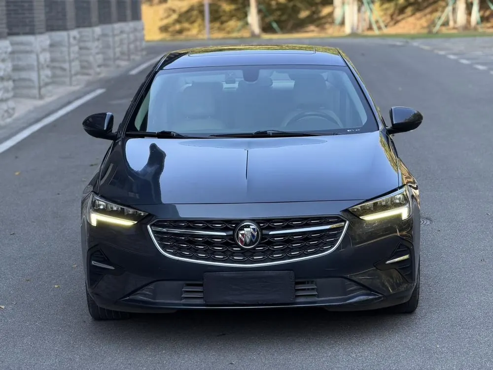 Buick 2020 Regal 1.5T 552T Elite Automatic Gear 3