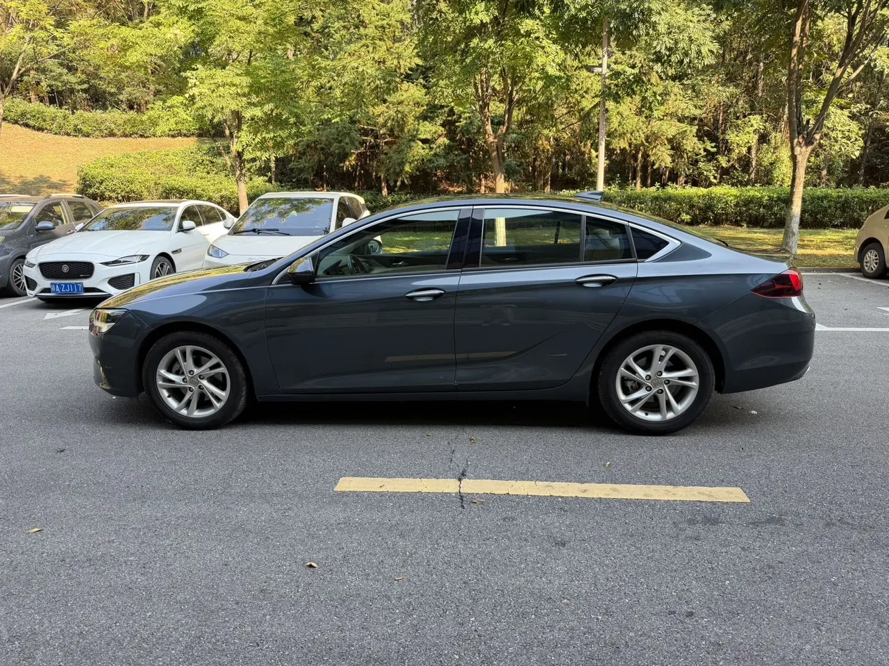 Buick 2020 Regal 1.5T 552T Elite Automatic Gear 6