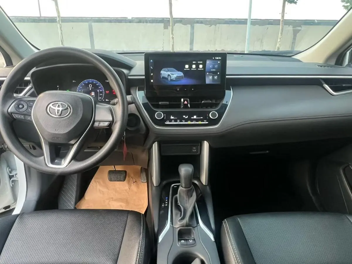 Toyota 2024 Front Landa 2.0 Stepless Elite Edition Automatic Gear 6