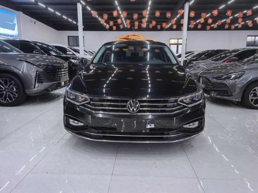 Volkswagen 2020 Magotan 1.4TSI 280TSI Comfortable Automatic 3