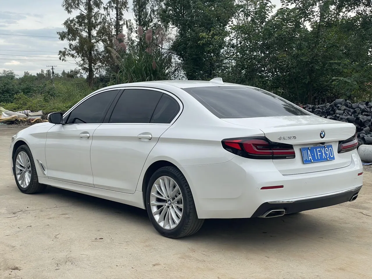 BMW 5 Series 2022 525Li 2.0T Luxury Suit (Change 2) Automatic Gear 6